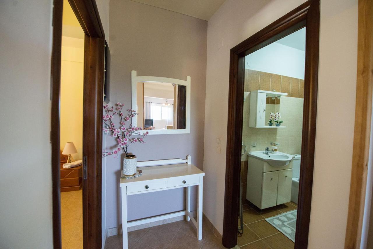 Nicoles Houses Arillas  Ngoại thất bức ảnh