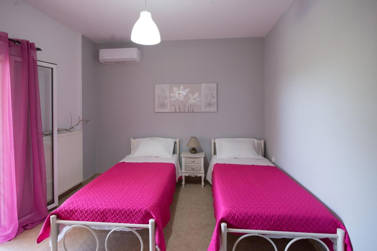 Nicoles Houses Arillas  Ngoại thất bức ảnh