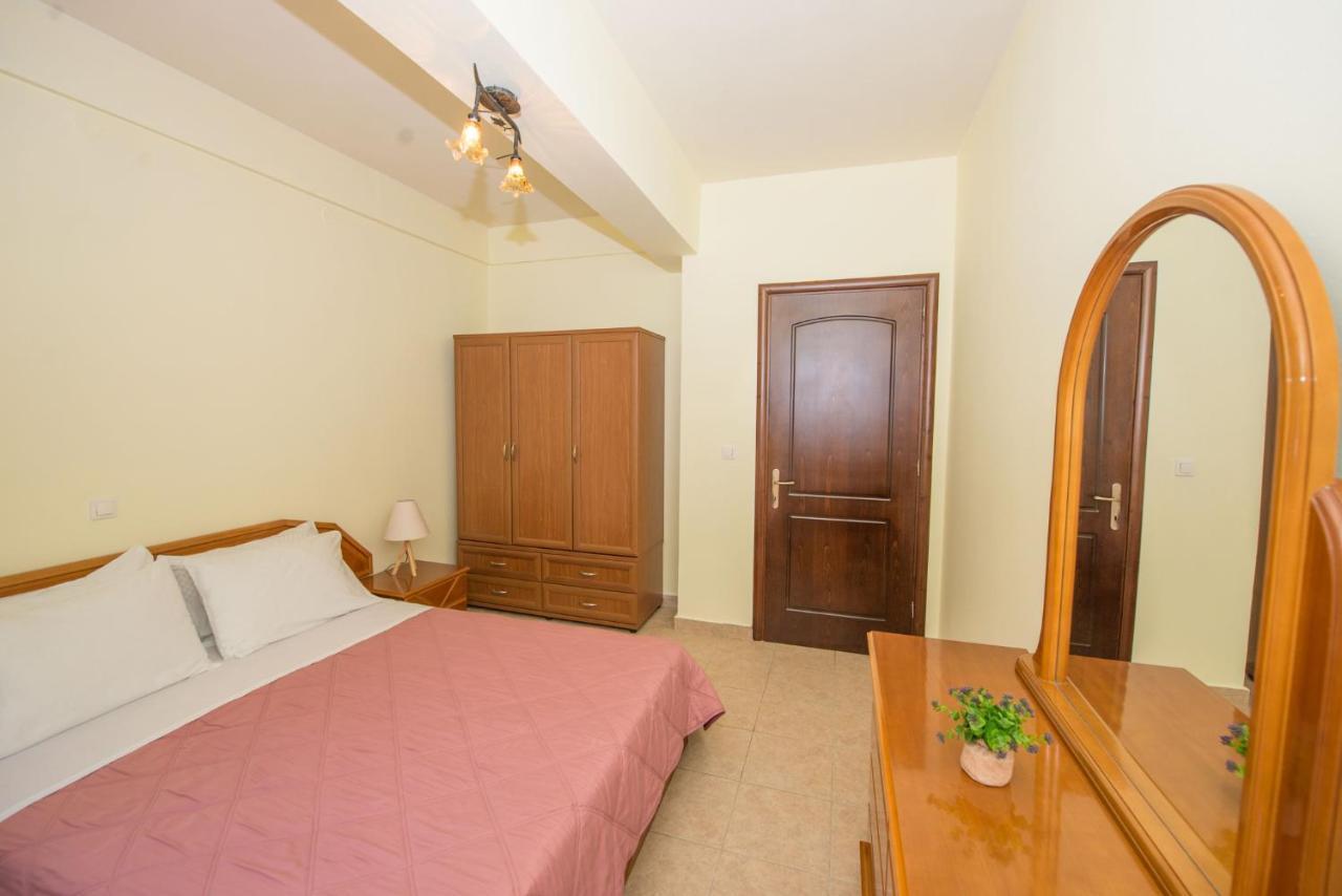 Nicoles Houses Arillas  Ngoại thất bức ảnh
