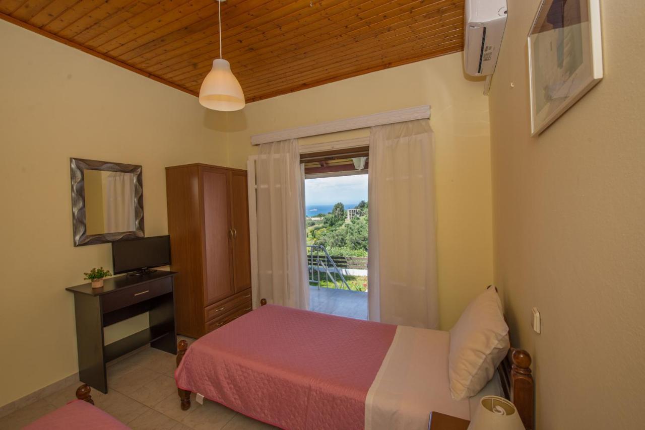 Nicoles Houses Arillas  Ngoại thất bức ảnh