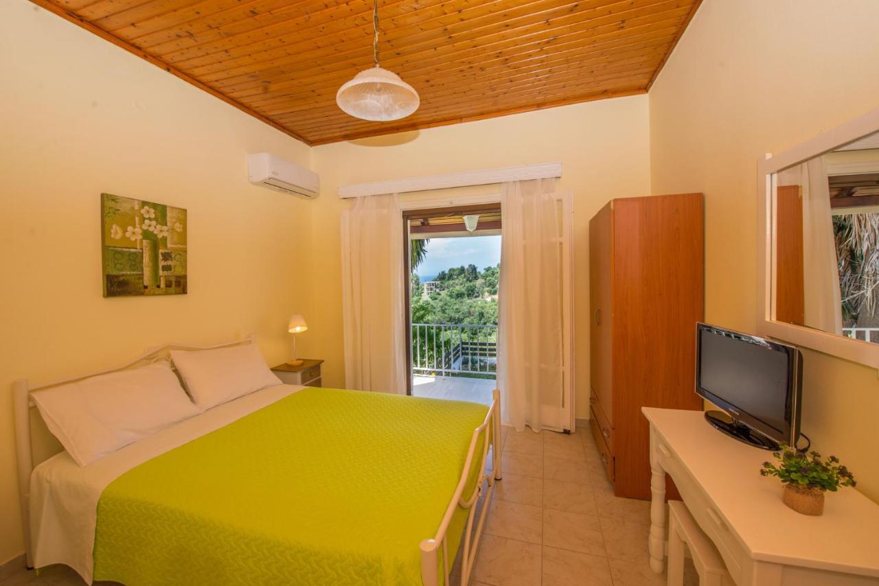 Nicoles Houses Arillas  Ngoại thất bức ảnh